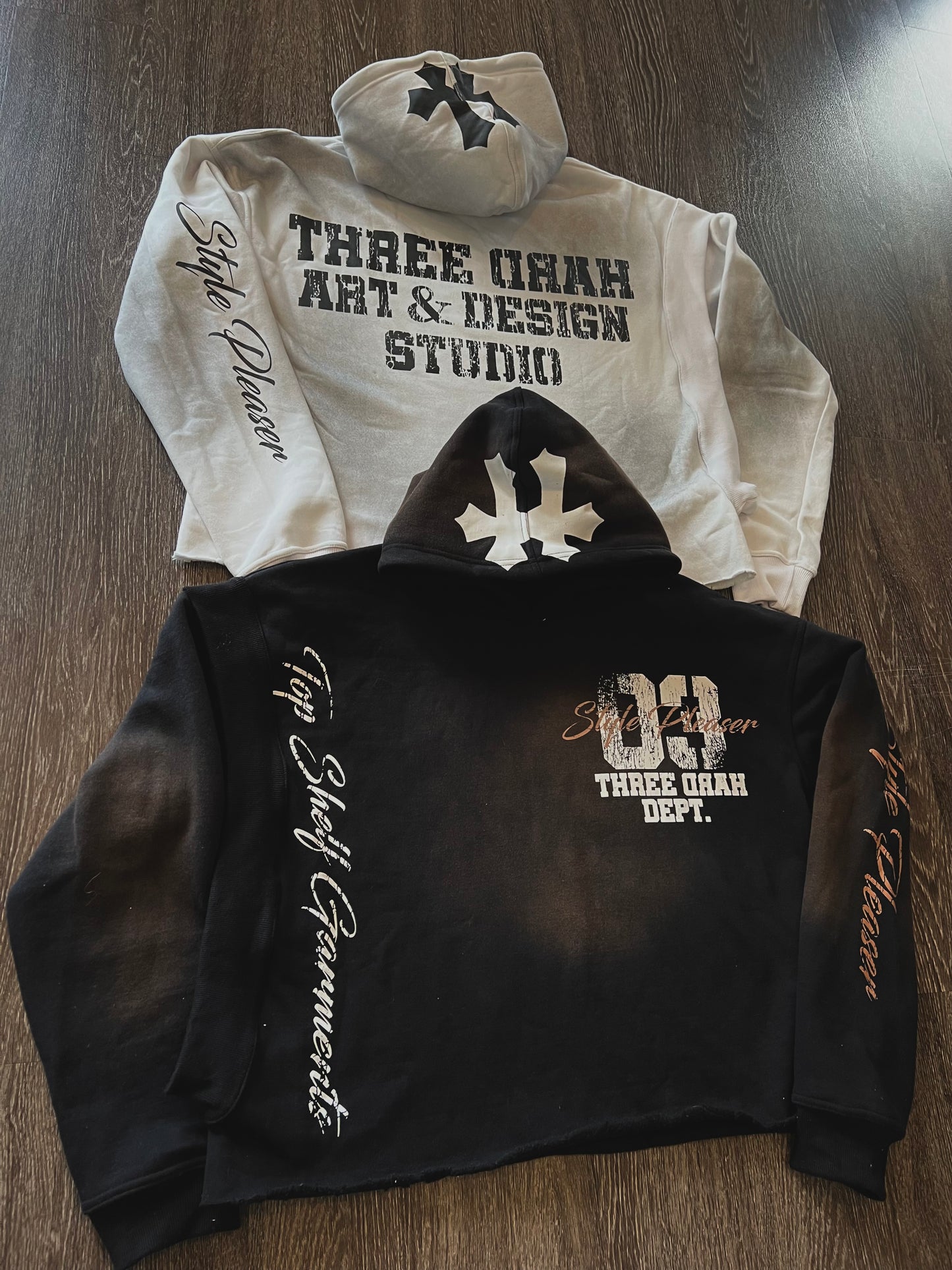 03 Style Pleaser Distressed Hoodie - White