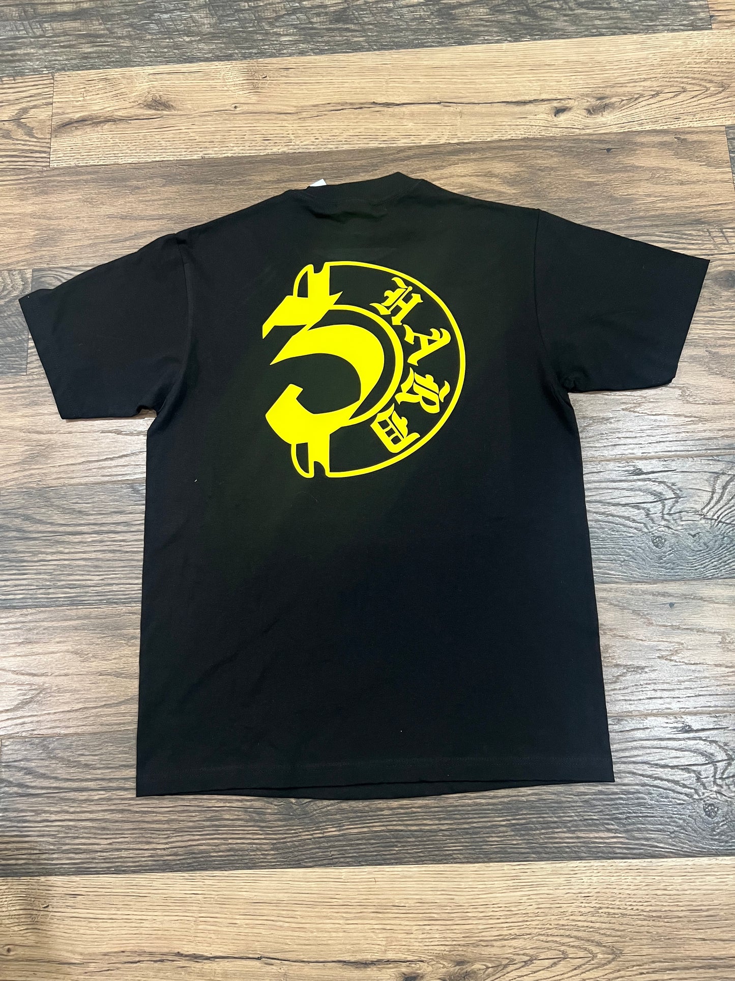 LAVISH Tee - Black/Yellow